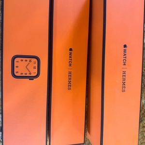 Series 5 stainless case & Band Apple Watch Hermès Double Tour*worn a few times.